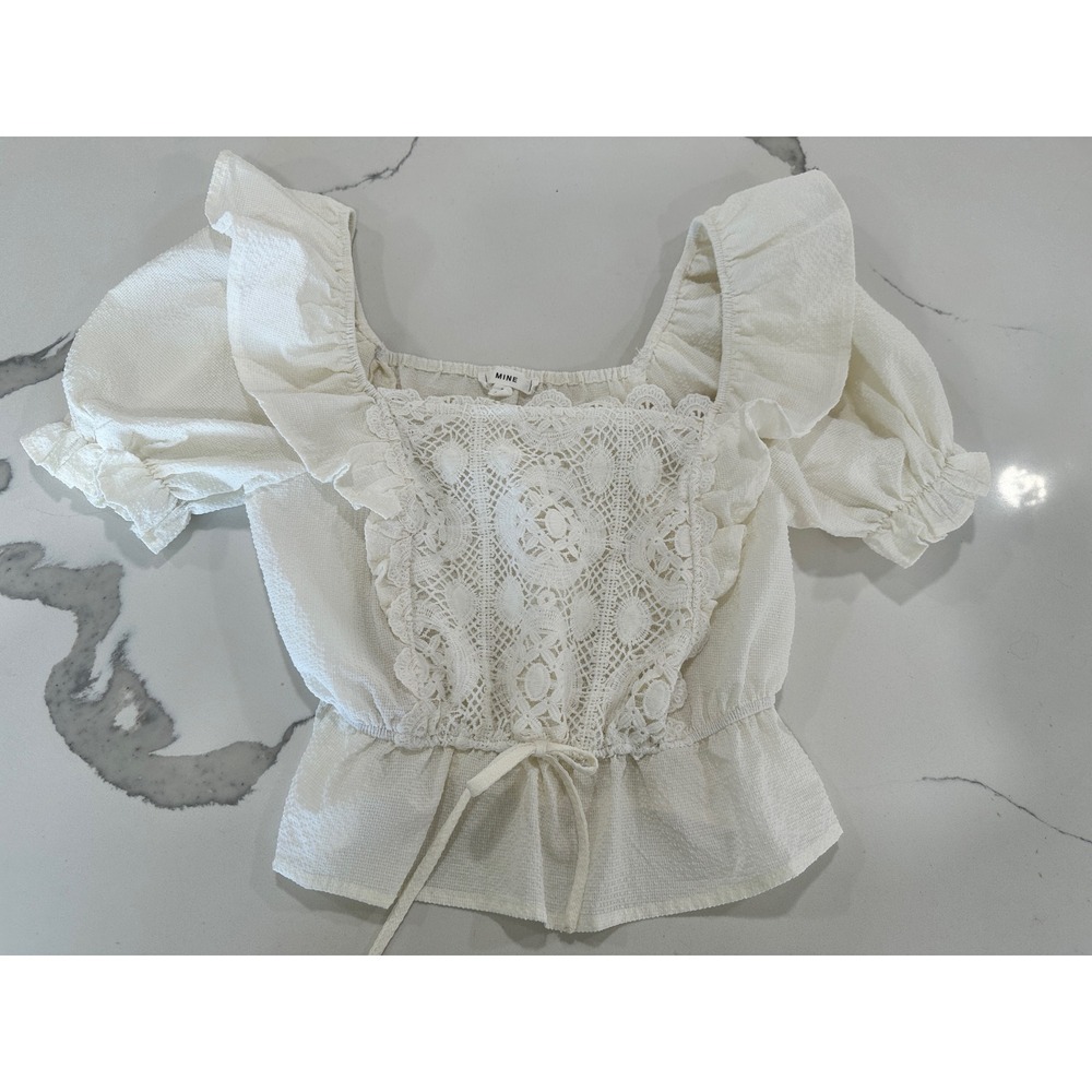 MINE Cream‎ Crochet Lace Ruffle Puff Sleeve Peplum Blouse Womens Small